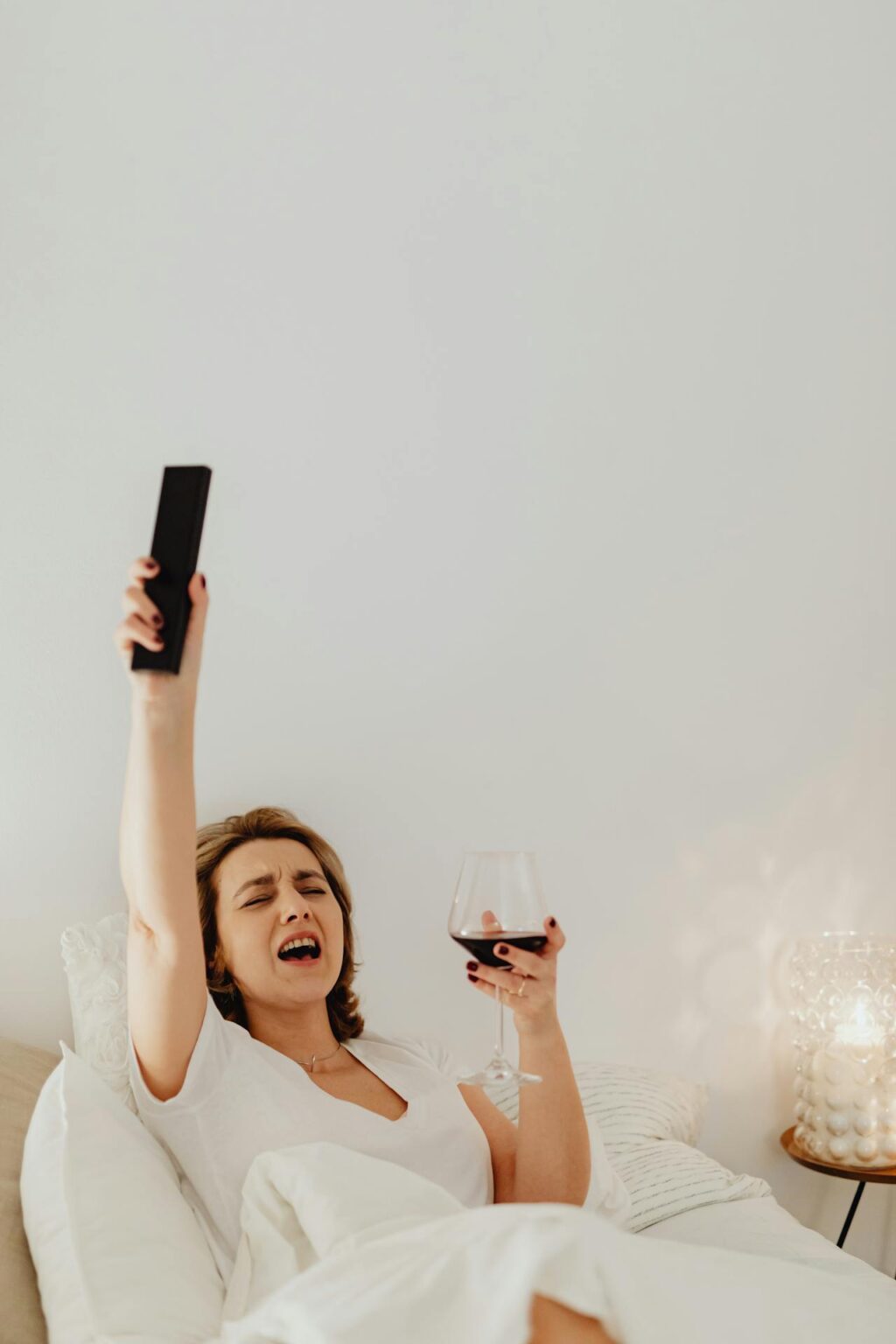 Fernseher im Schlafzimmer – okay oder No-Go?
